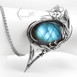 LYTHERNIALL - silver and labradorite