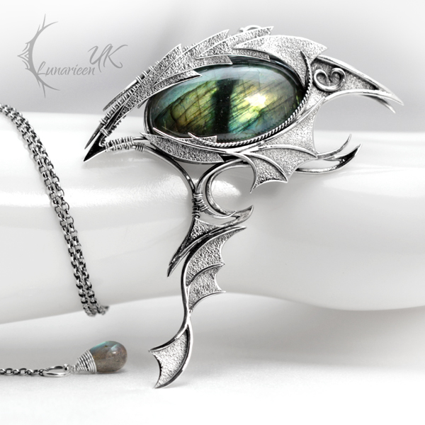 XYDGHNARN DRACO (dragon's eye)