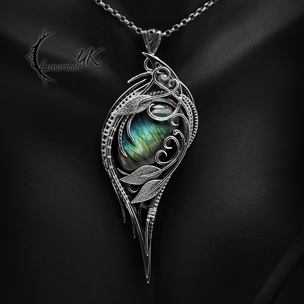 ORDIALL AZELIA - Silver and Labradorite.