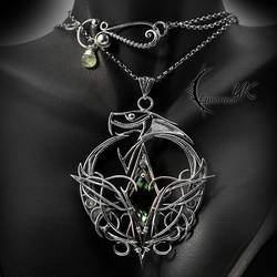 DRAGHADNAR- Silver, Green Quartz, Prehnite.