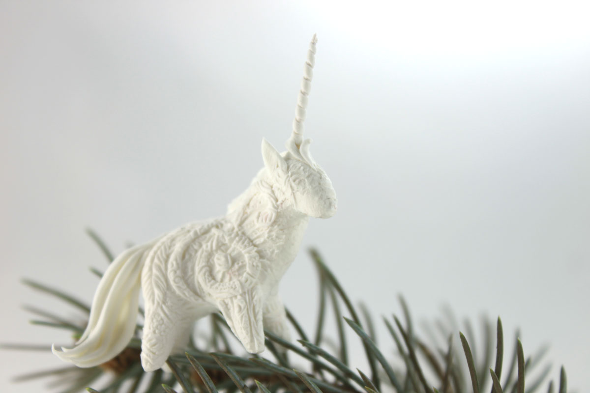 Tiny white unicorn I