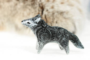 Grey wolf little totem