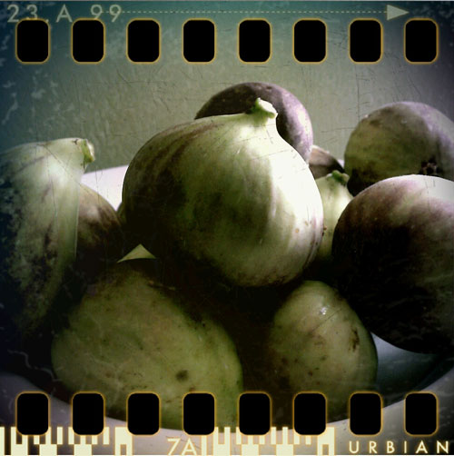 06 - A bowful of figs