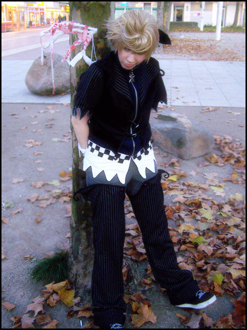Halloween Town Roxas by Majin-sama on DeviantArt