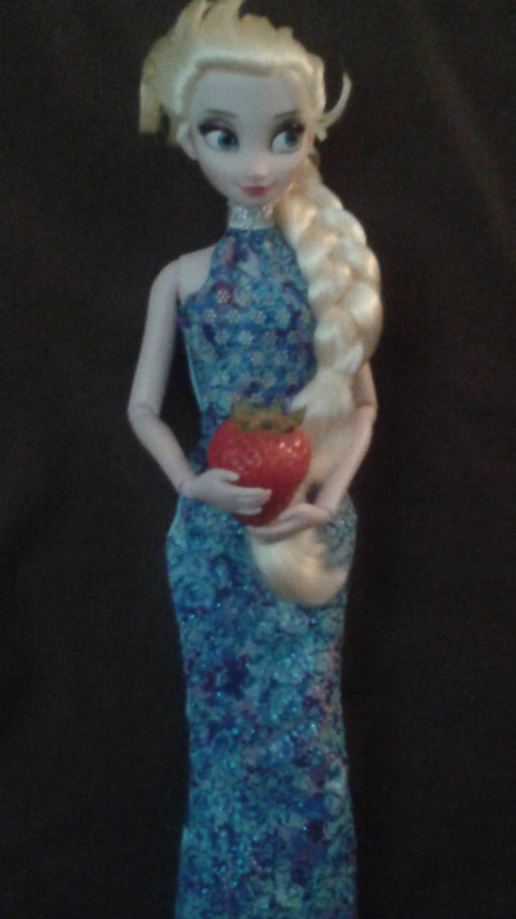 Frozen: Elsa Icy Strawberry.