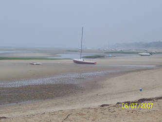 low tide, poor boats