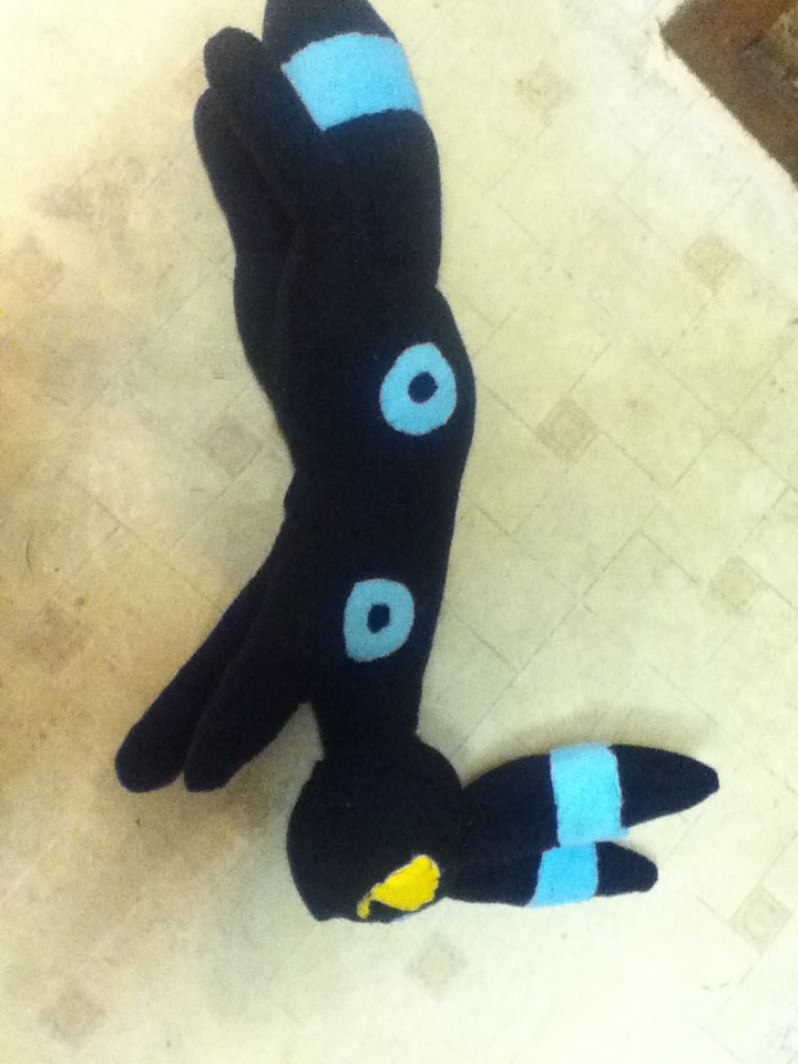 Muuna the Umbreon plush (hand sewn)