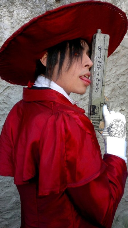 Alucard cosplay