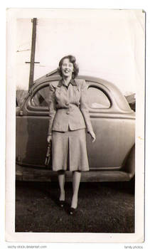 eschy_stock_woman and car