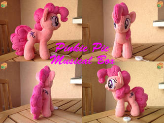 Pinkie Musical Clock Plush