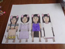 Cholena in different clothing