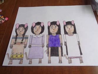 Cholena in different clothing