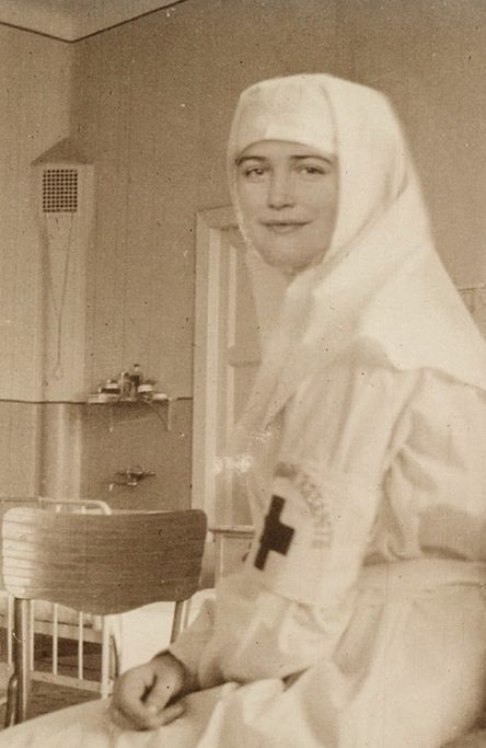 Grand Duchess Maria as nurse