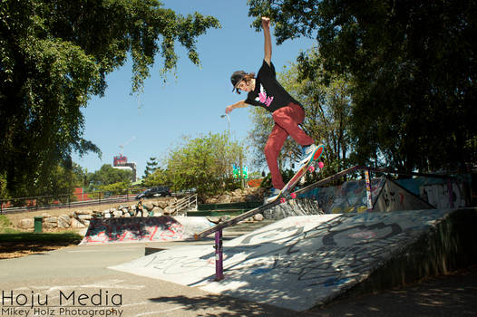 Matt Bates| Tail Slide