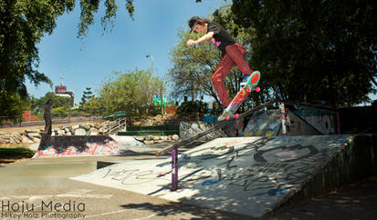 Matt Bates| Tail Slide