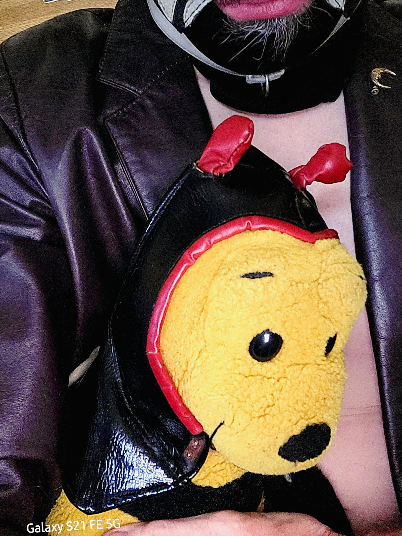 Cuddle Bug lol by LeatherHead72 on DeviantArt