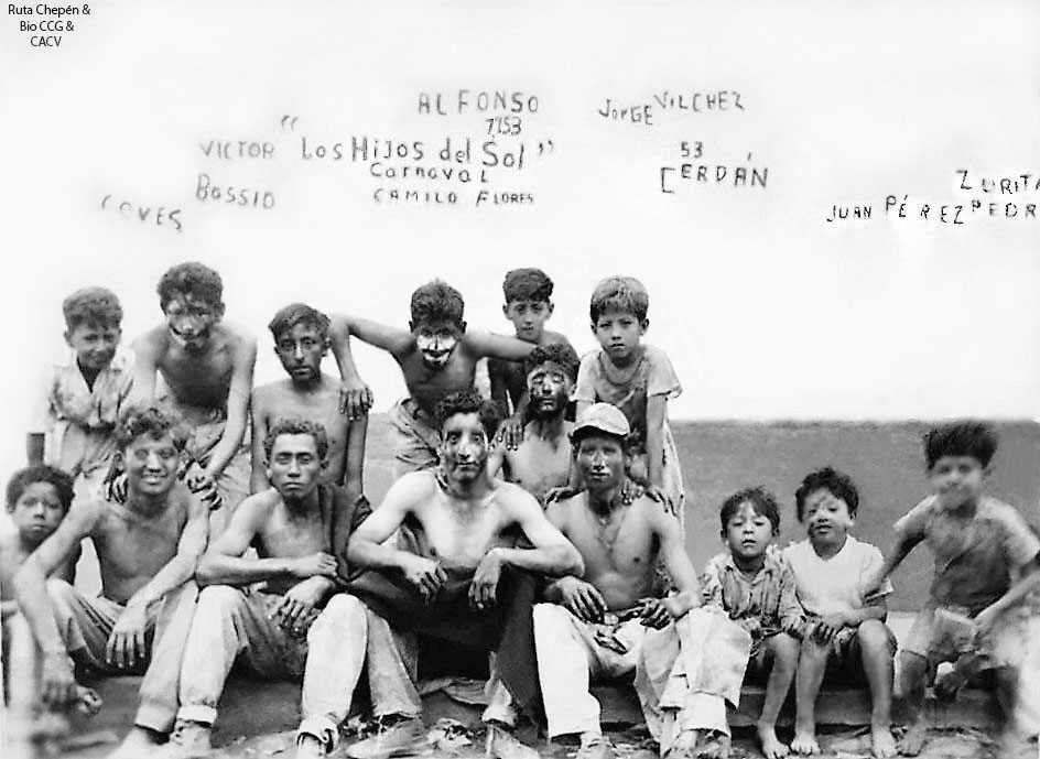 1953 Carnavales en Chepen Jovenes y nios de la C