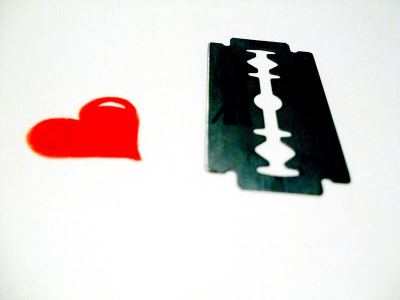 Razor Love by Snow-White-Girl on DeviantArt