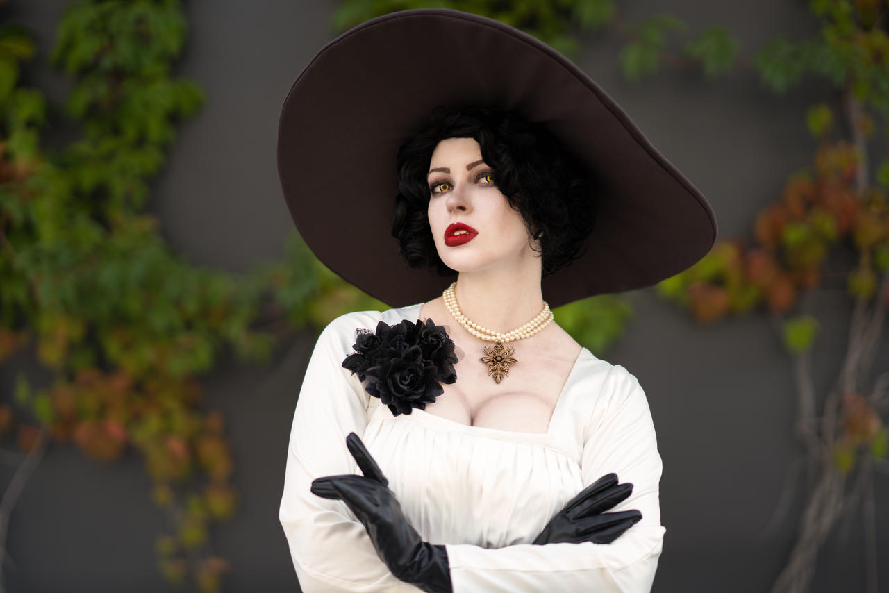 Cosplay Lady Alcina Dimitrescu Part X By Mircalla Tepez On DeviantArt cosplay-lady-alcina-dimitrescu-part-x-by-mircalla-tepez-on-deviantart