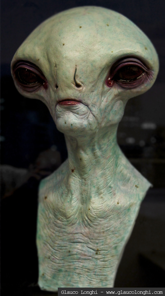 Alien Bust painted 2