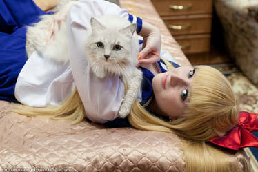Sailor Moon: She and her cat