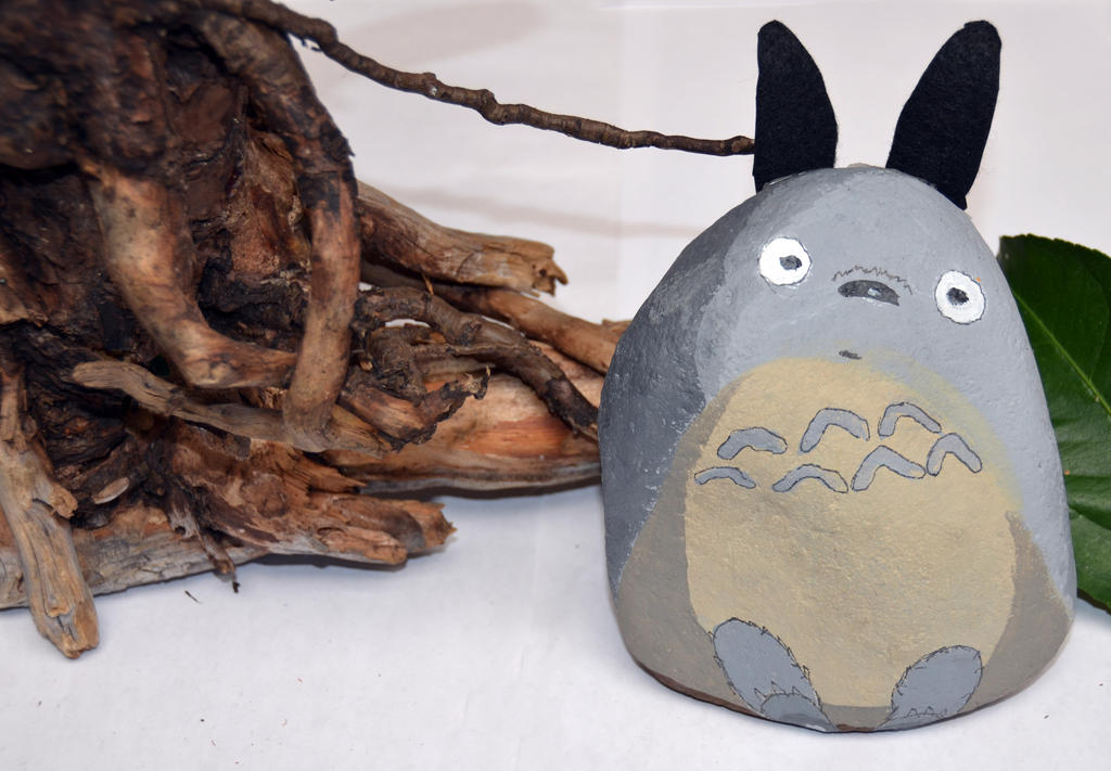 My Neighbor Totoro Rock Painting by TheHunterCow on DeviantArt