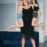 Giga Goddess Amazon and Tiny tiny tiny girls