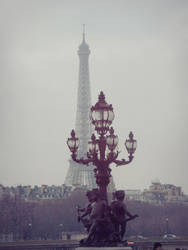 a foggy afternoon in paris