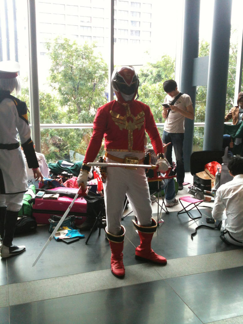 Red Megaforce Ranger by transformers-fan123 on DeviantArt