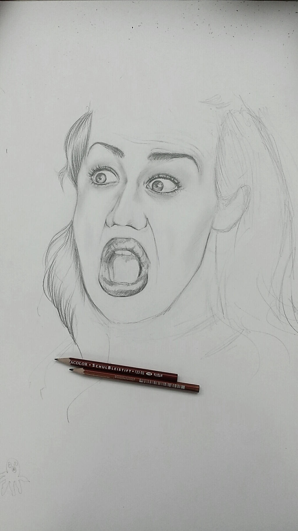 Miranda sings fan drawing