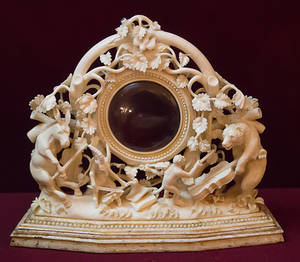 Fancy ornate mirror 4099 by zummerfish