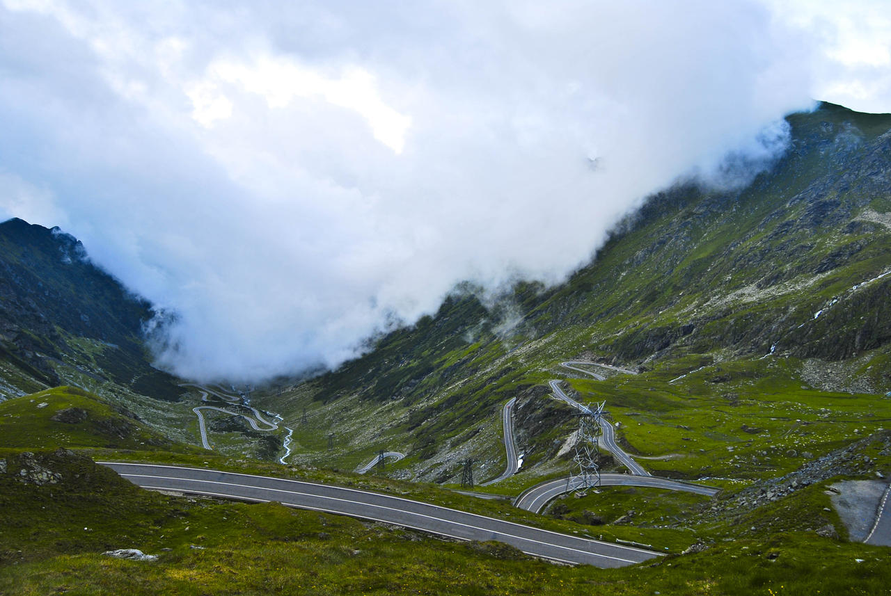 the_transfagarasan_highway_by_kissadam.jpg (1280×857)
