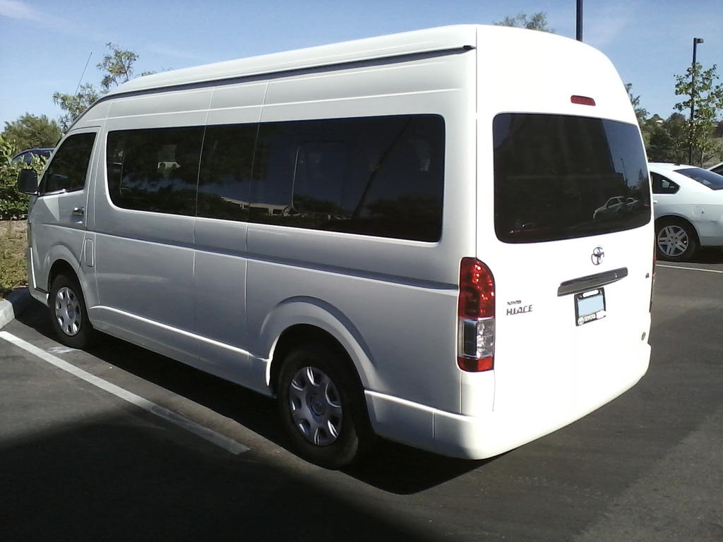 Toyota Hiace Rear 5 by granturismomh on DeviantArt