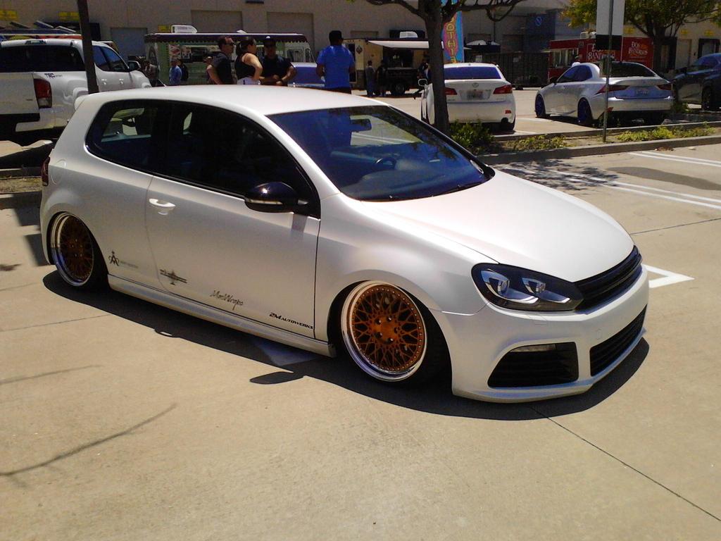 VW Golf R Stance Hot Hachback by granturismomh on DeviantArt