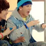 Sandeul and Baro gif 1