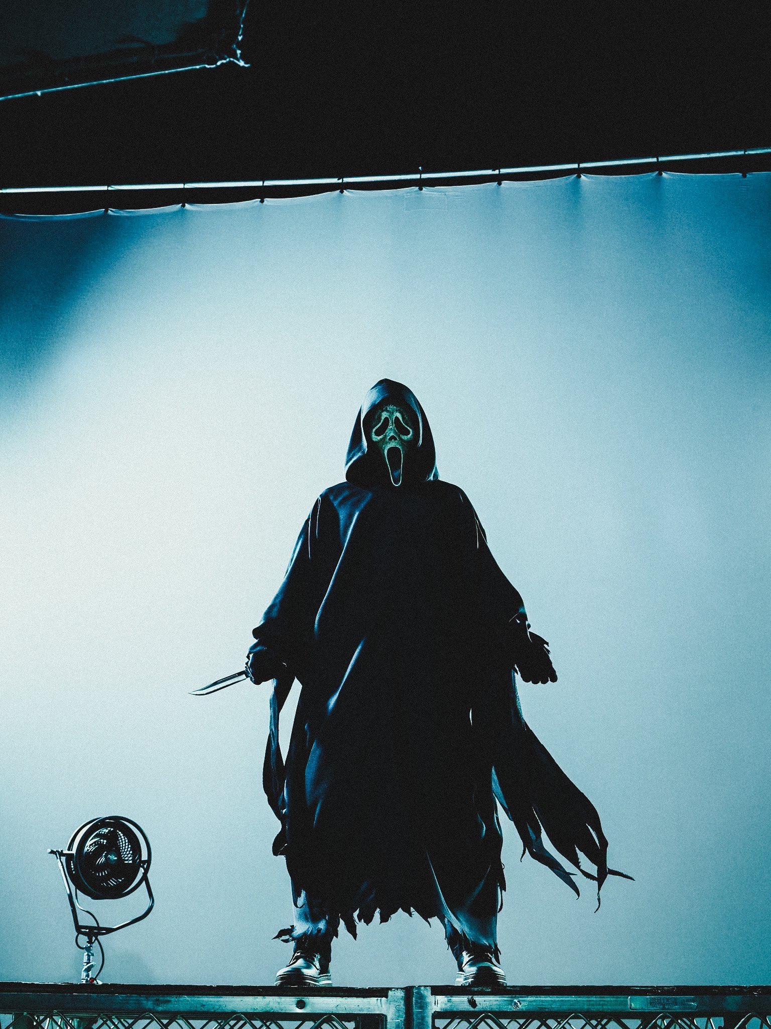SCREAM - Ghostface Photo Shoot 1 by JustBeStill on DeviantArt