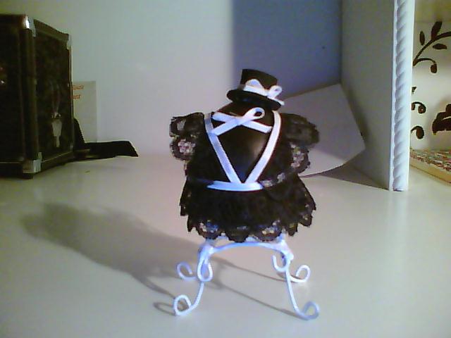 Gothic Lolita Egg