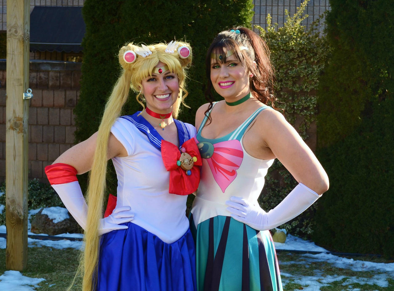 Sailor Moon and Sailor Jupiter Cosplay by PiixXxiiE on DeviantArt