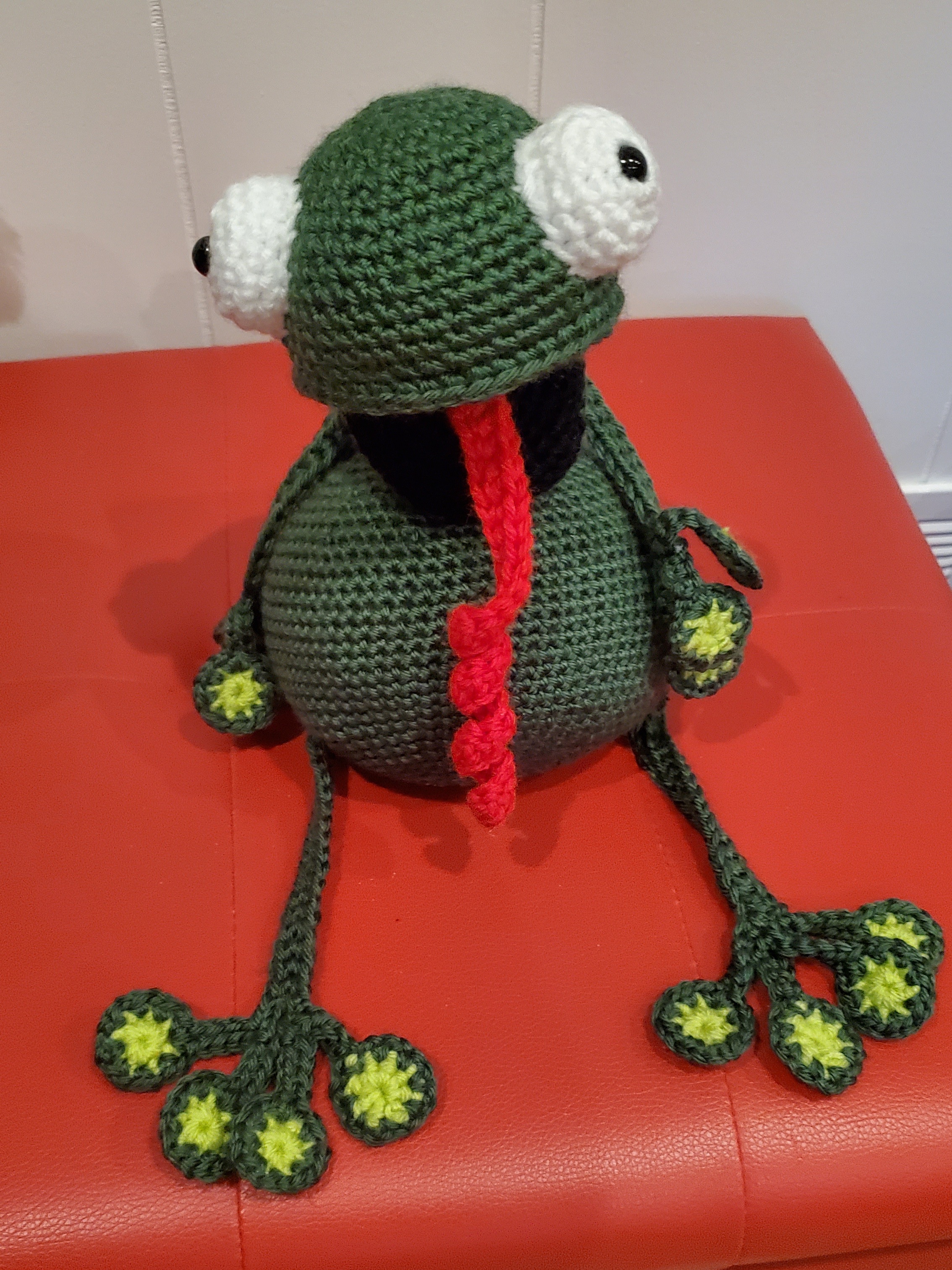 Crochet Squashed Frog Door Stopper by PiixXxiiE on DeviantArt