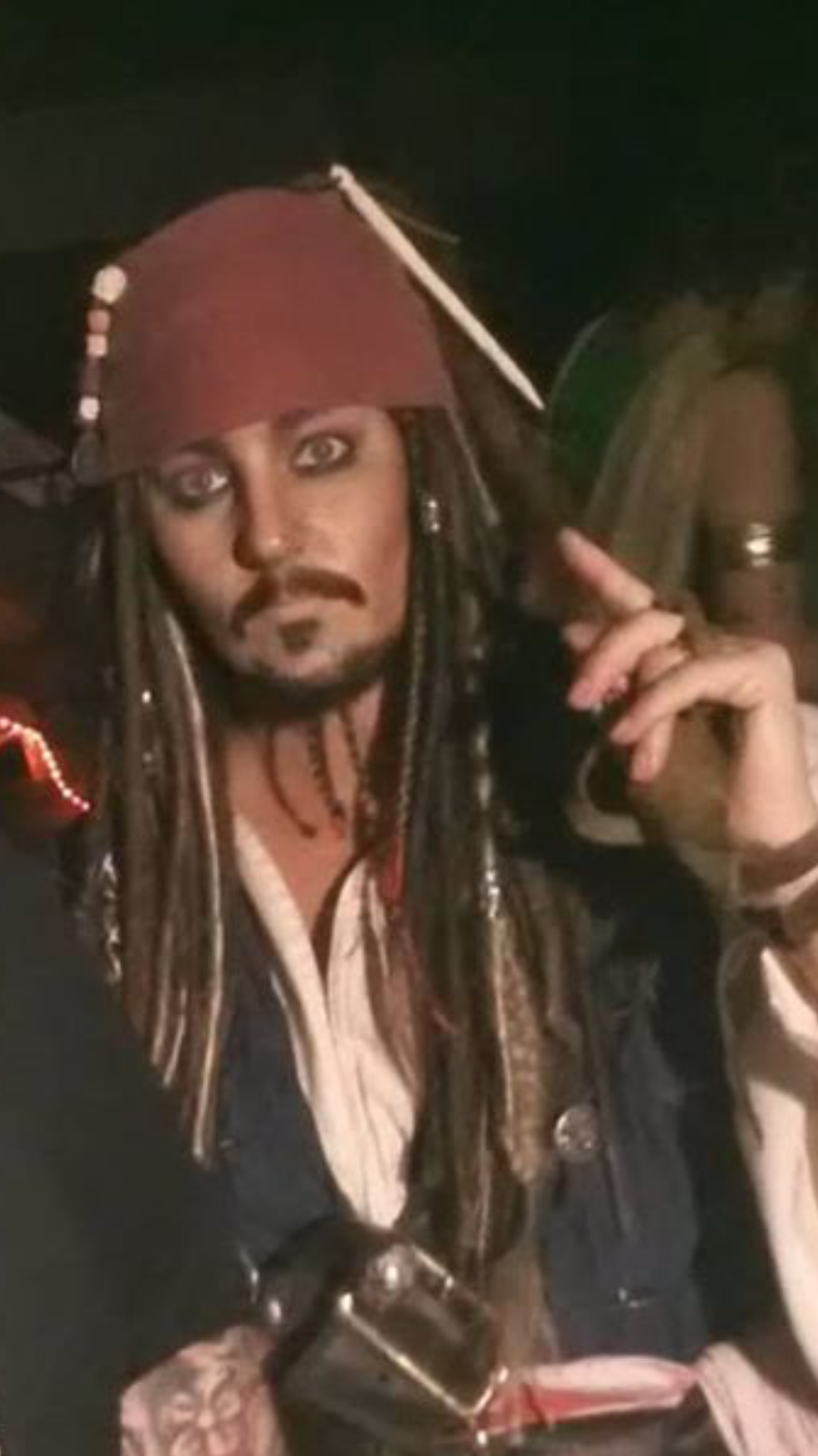 Halloween captain Jack sparrow