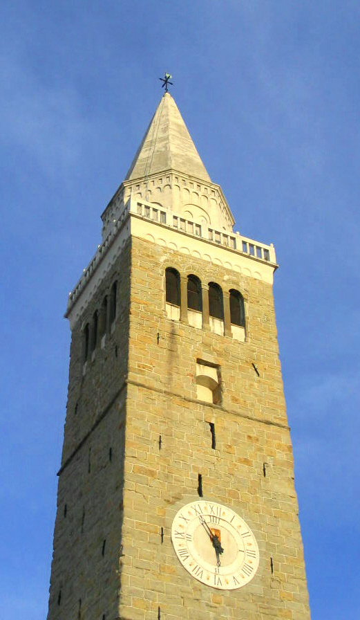 Bell tower in da sun