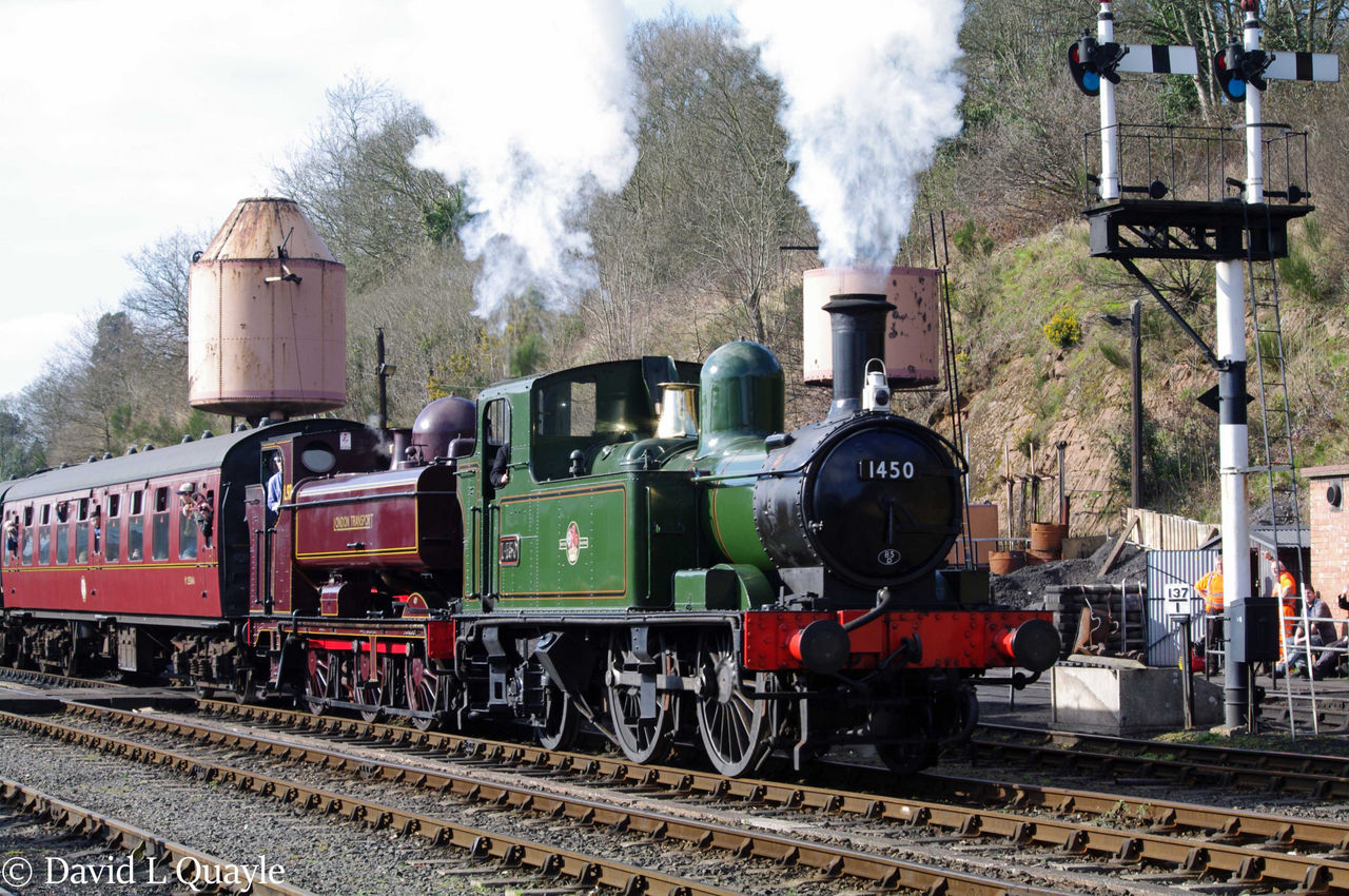 Gwr 14xx class and a 57xx class by bandanawaddledee2138 on DeviantArt