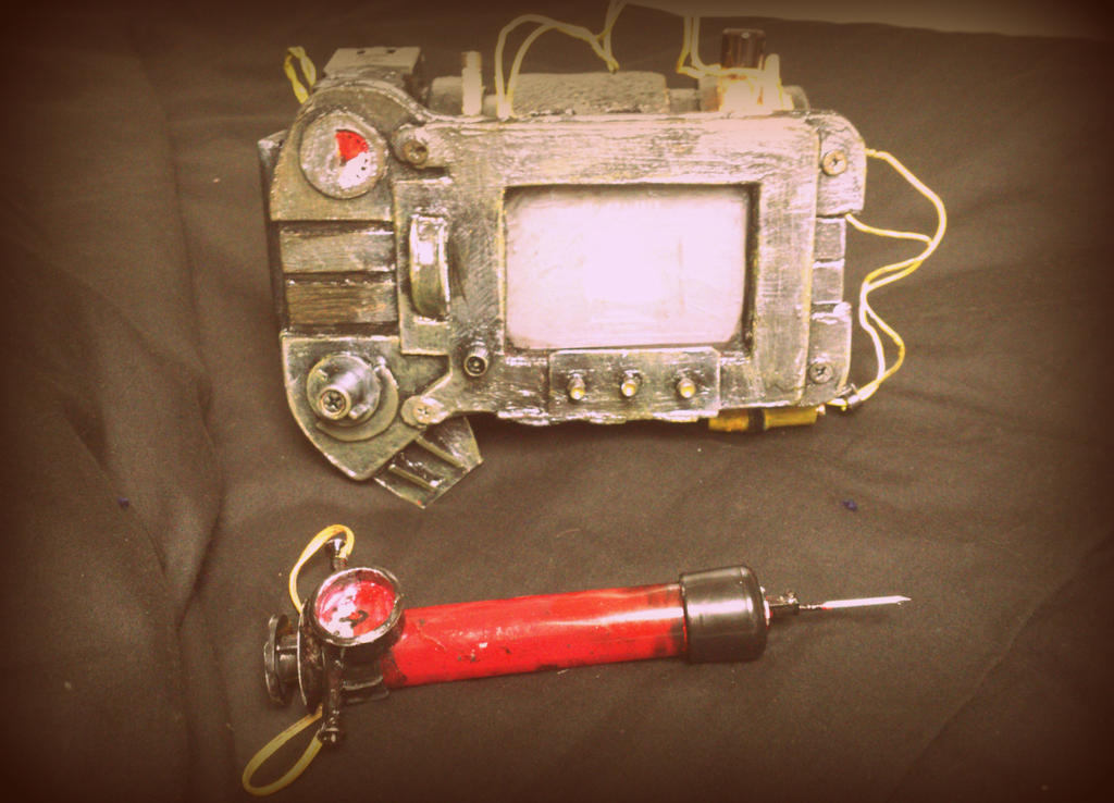 Stimpack and Pipboy props by Meffyou84 on DeviantArt