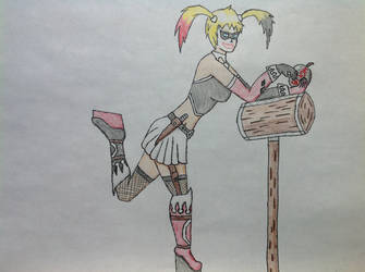 Harley Quinn w/ Hammer