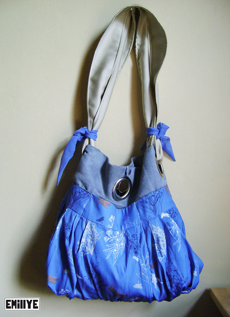 Sac bleu et beige motif oiseau,libellule et fleur