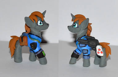 Little Pip figurine 2