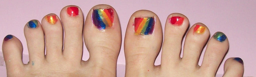 Rainbow toes by jenna-daydreamer93 on DeviantArt