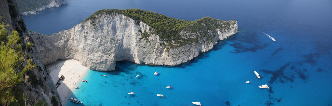 Shipwreck Bay Panoramic by ambaqua