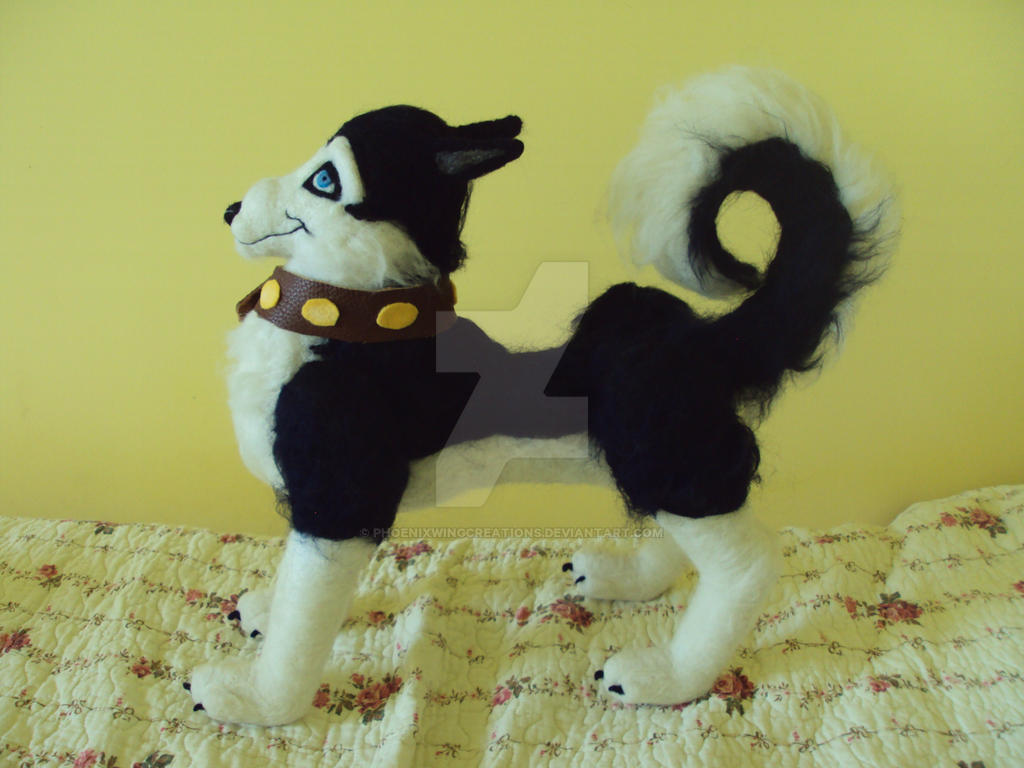 Balto 's Steele plush felted doll