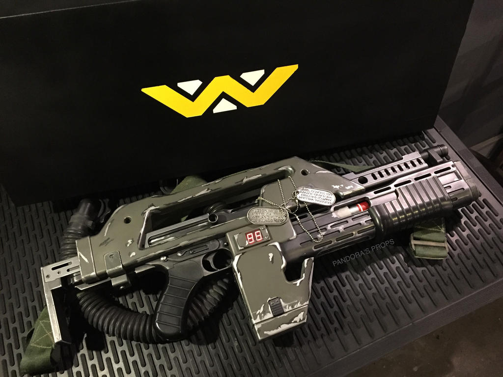 Aliens M41A Pulse Rifle Film T-Shirt – Weyland Yutani, Nostromo, LV-426 Design